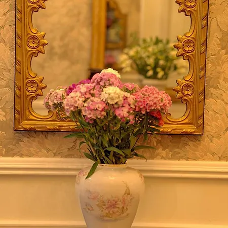 Flores 105 Gasthof Lissabon