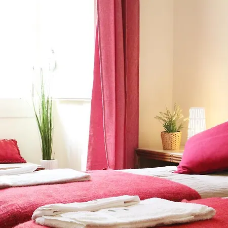 Flores 105 Gasthof Lissabon