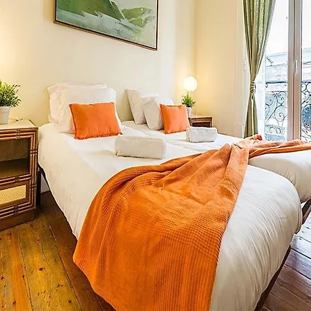 Flores 105 Πανσιόν