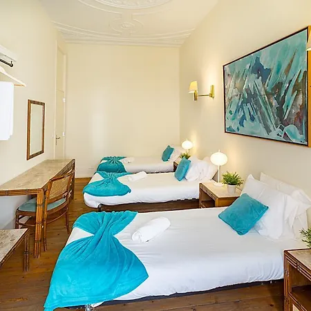 게스트하우스 Flores 105 3*