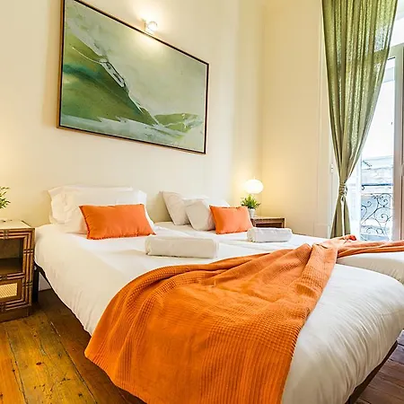 Bed and breakfast Flores 105