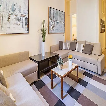 Flores 105 3* 리스본