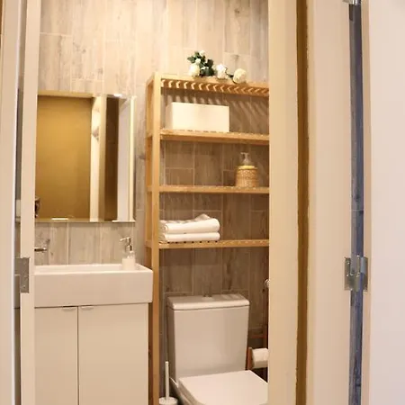 Flores 105 3* Lissabon